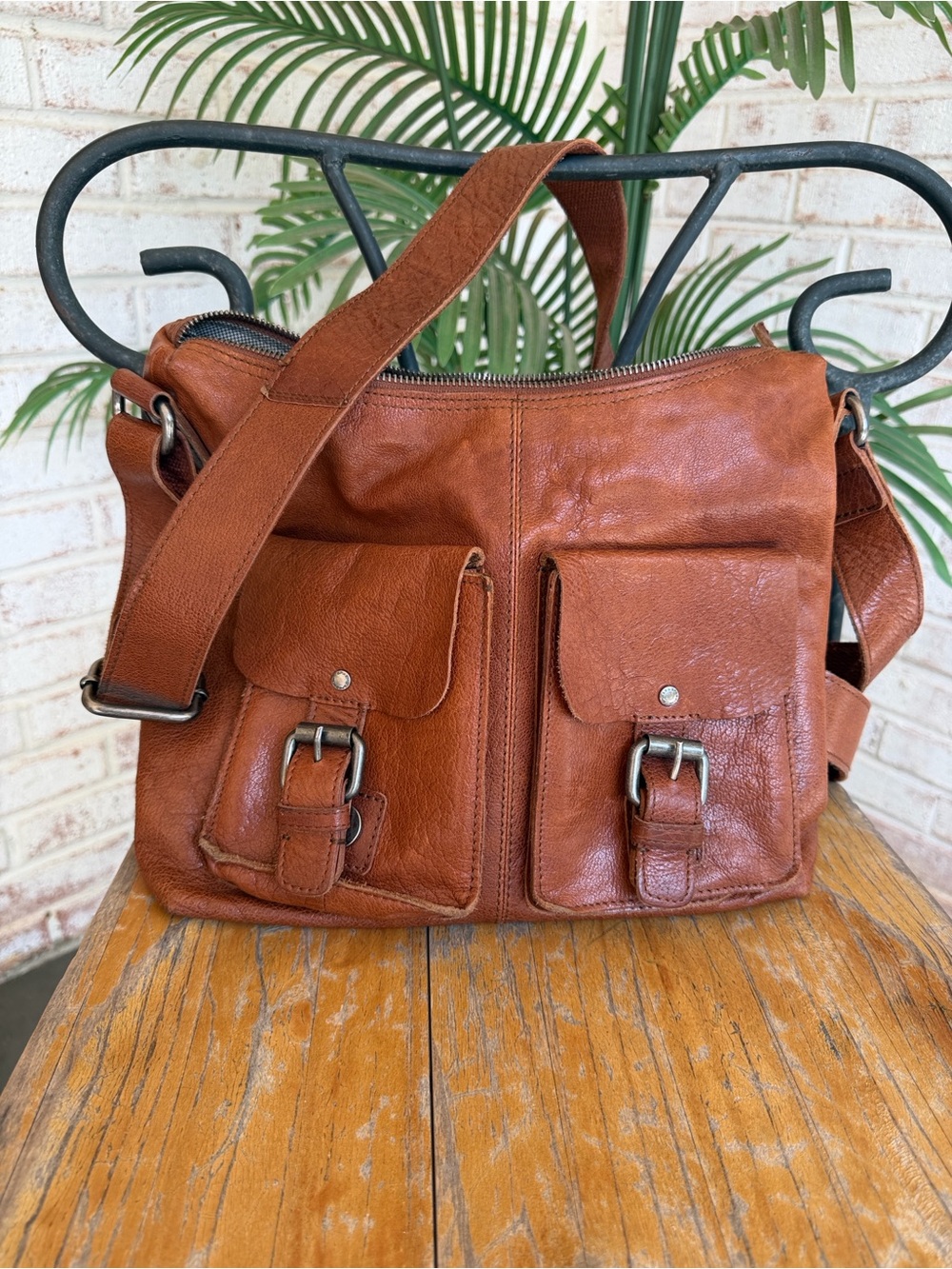 Spikes & Sparrow Leather Crossbody Bag - Brown